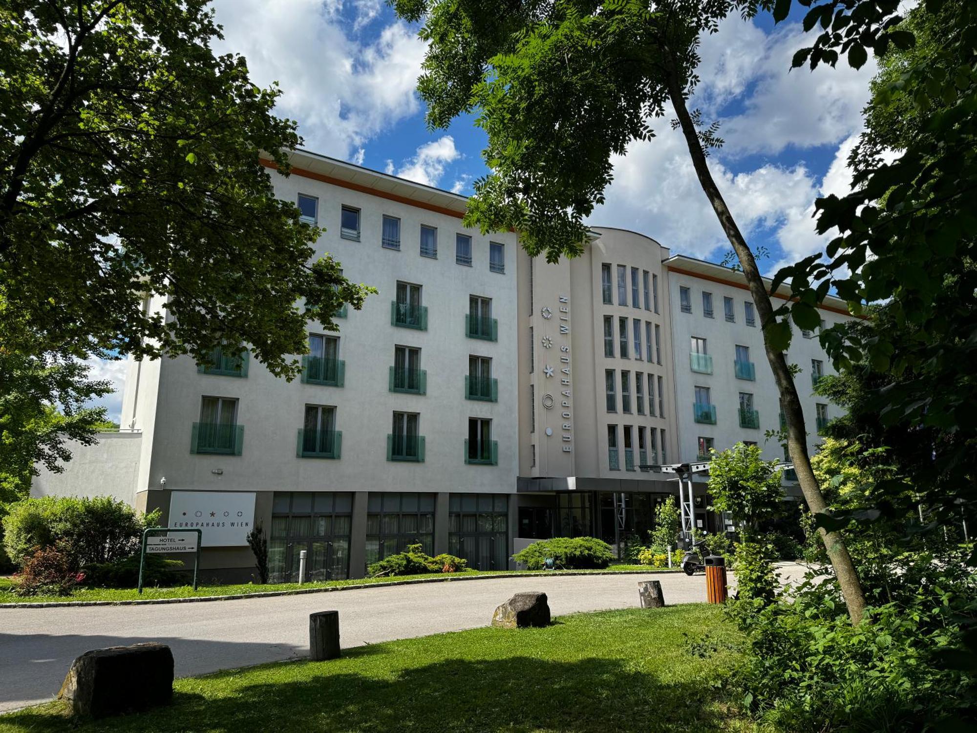 Europahaus Wien Bagian luar foto