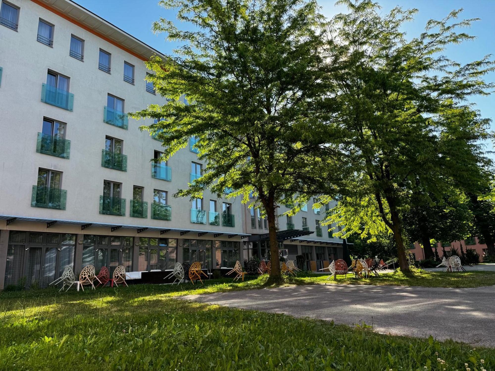 Europahaus Wien Bagian luar foto