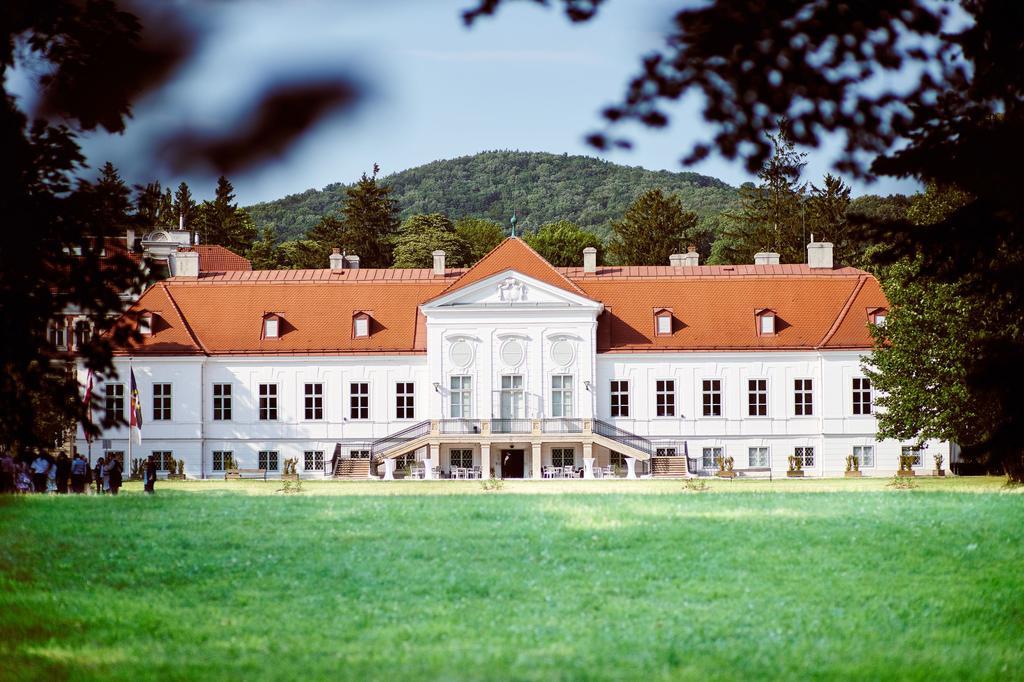 Europahaus Wien Bagian luar foto