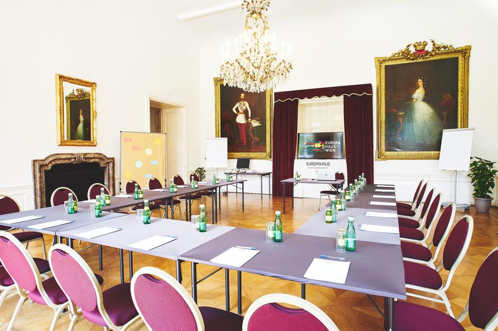 Europahaus Wien Bagian luar foto